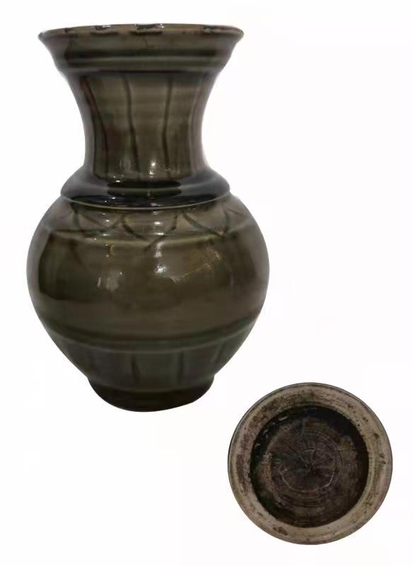 酱釉瓷瓶
